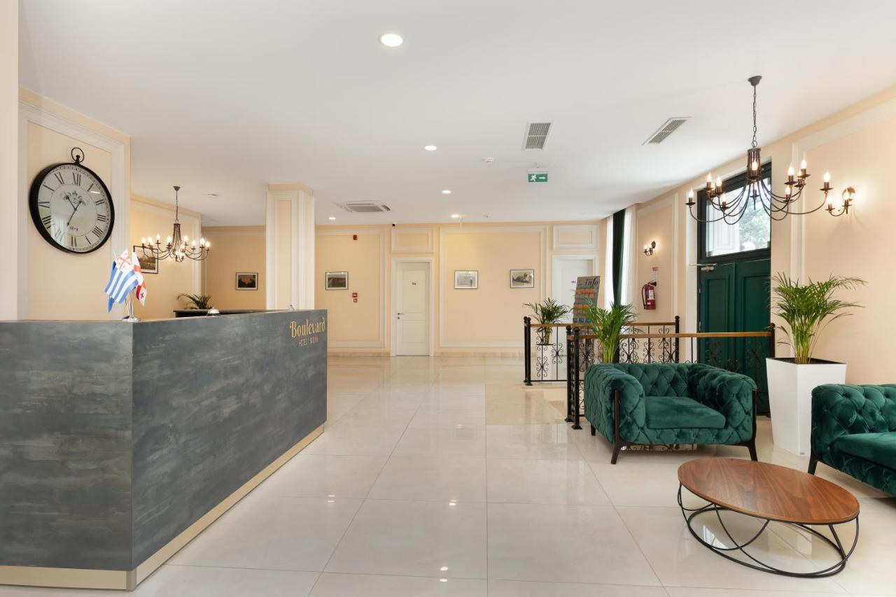 Boulevard Hotel Батумі Екстер'єр фото