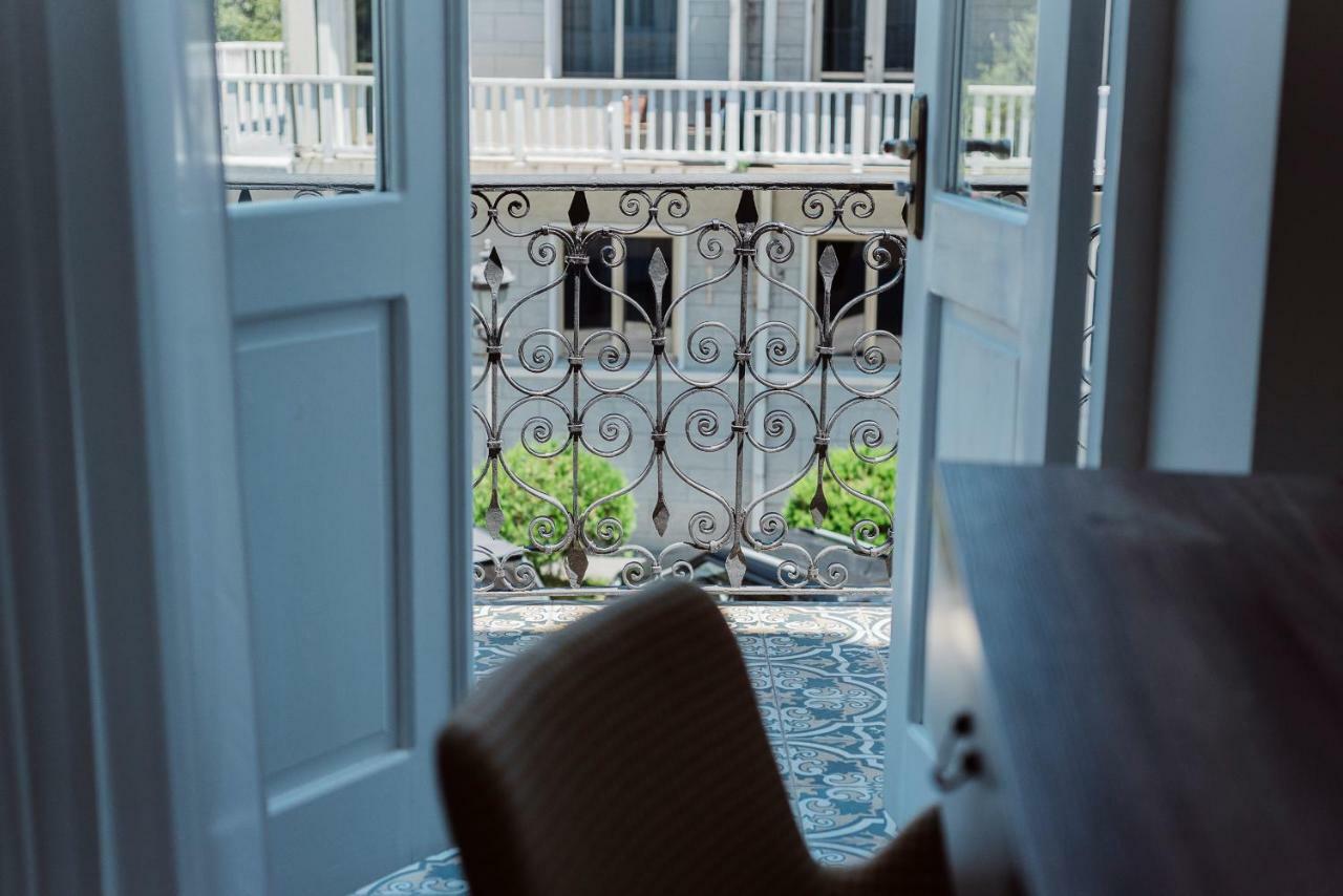 Boulevard Hotel Батумі Екстер'єр фото